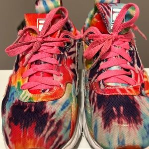 Girls, Fila tie dye size 5 youth